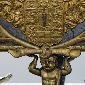 fragment sarkofagu Jerzego IV Wilhelma legnickiego - herb książęcy