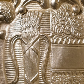 detal (herb) na sarkofagu Marii Anny Izabeli
