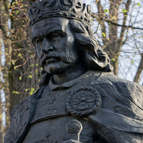 pomnik króla Władysława I Łokietka w Lipnicy Murowanej