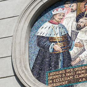 podobizna Władysława II Opolczyka na Bramie Wałowej