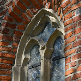 fragment zachodniej fasady kościoła Wniebowzięcia NMP