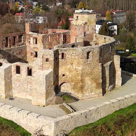 widok zamku od strony południowo-wschodniej