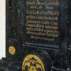 tablica upamiętniająca pobyt króla Stanisława II Augusta wraz z bratem w kamienicy w dniu 20 czerwca 1787 roku